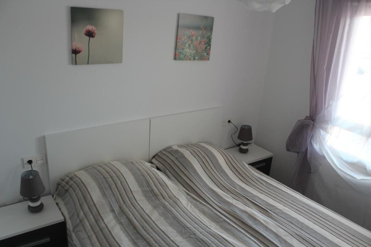 New Apartment With Sea View Of Andrew And Natallia カンポアモル エクステリア 写真