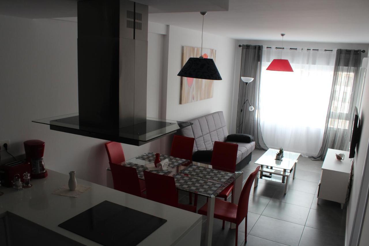 New Apartment With Sea View Of Andrew And Natallia カンポアモル エクステリア 写真