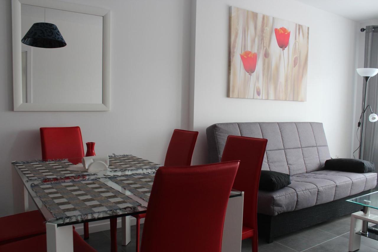 New Apartment With Sea View Of Andrew And Natallia カンポアモル エクステリア 写真